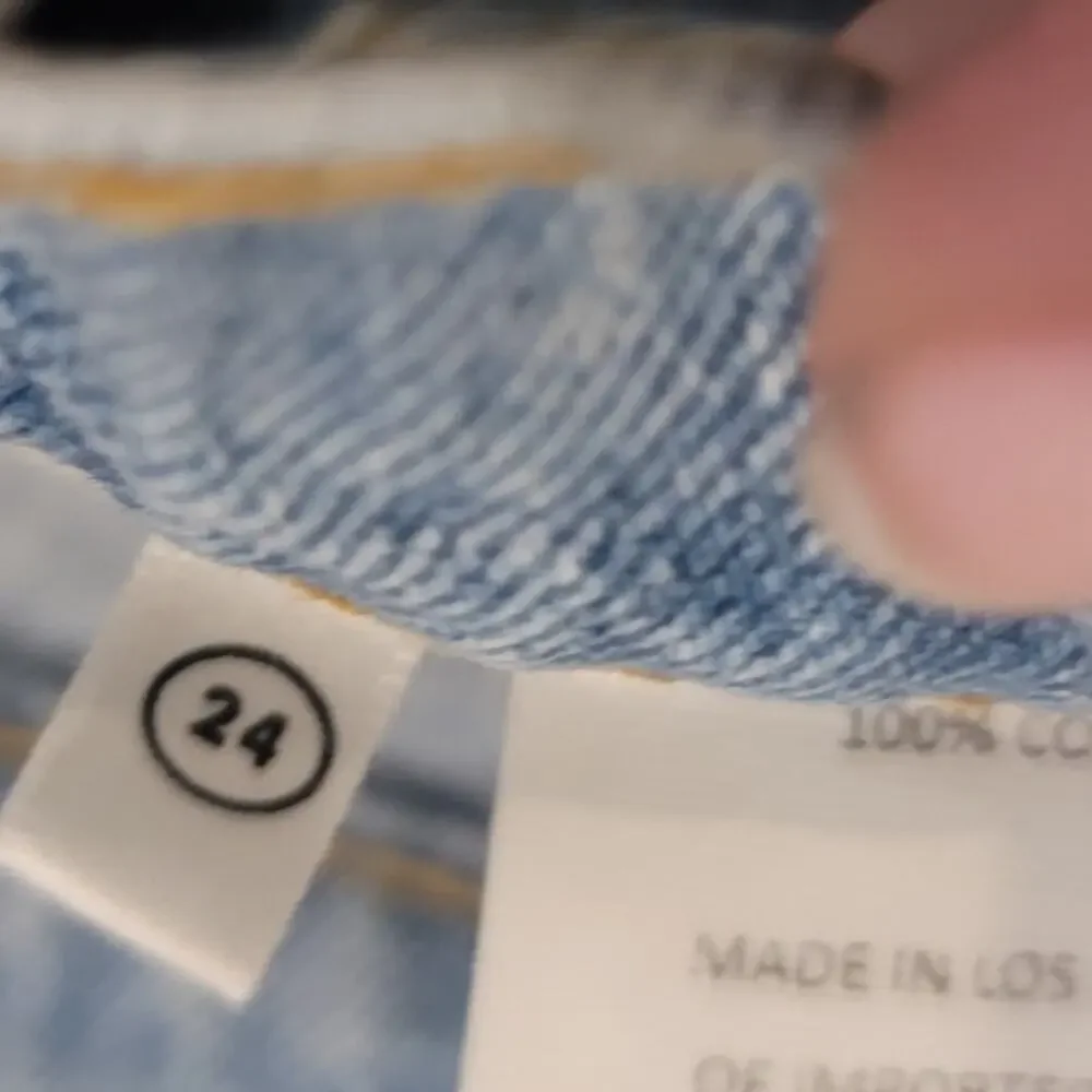 GRLFRND Cassidy Mid Rise Straight in Park Slope NWT Size 24 - Picture 9 of 9